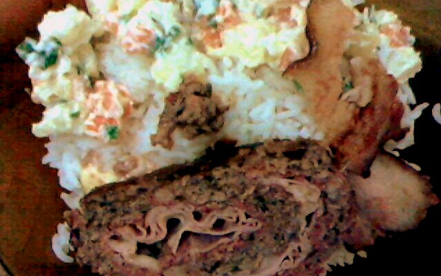 Rocambole de carne simples