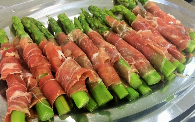 Aspargos com Parma