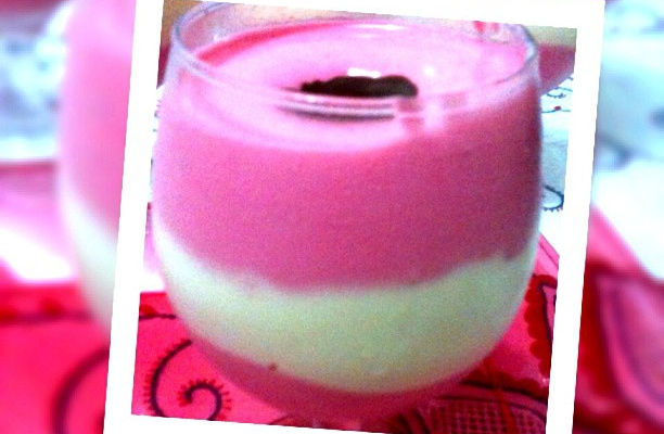 Sorvete bicolor com gotas de chocolate