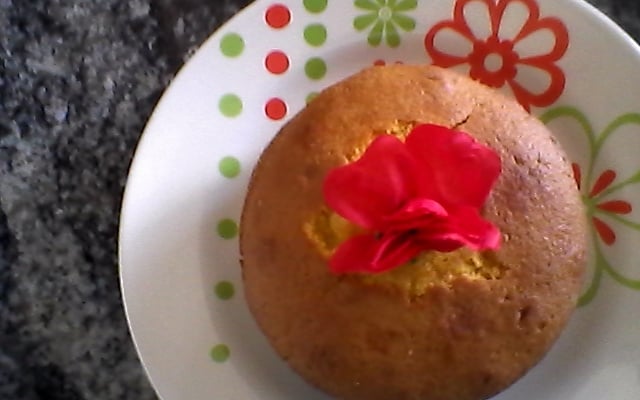 Mini bolo de cenoura