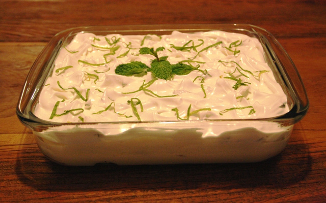 Pavê com cobertura de marshmallow