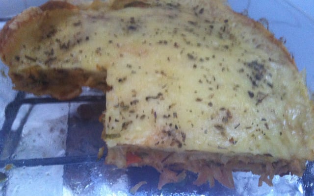 Lasanha de panqueca com frango e abobrinha