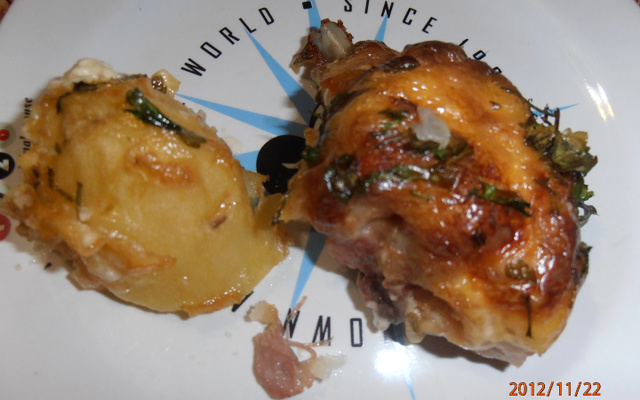 Frango assado com creme de cebola e maionese