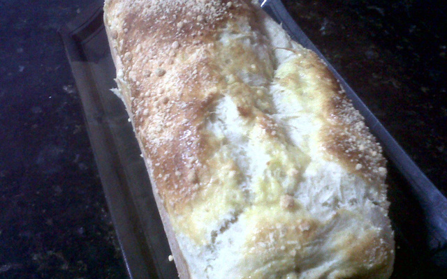 Pão de pinga com cebola e queijo