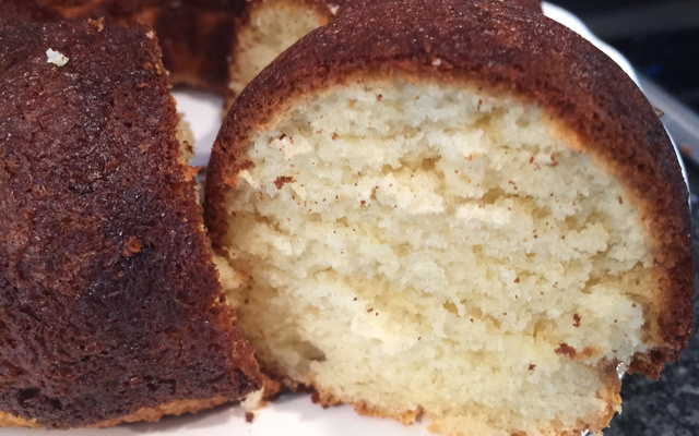 Bolo de coco de liquidificador