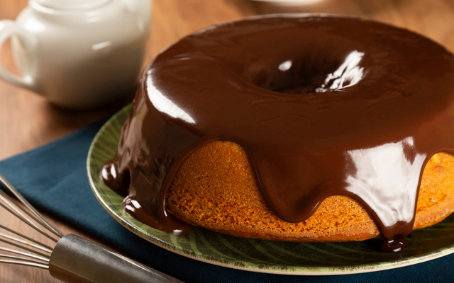 Bolo de cenoura no liqüidificador