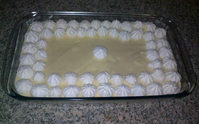 Pavê de limão e biscoito champagne