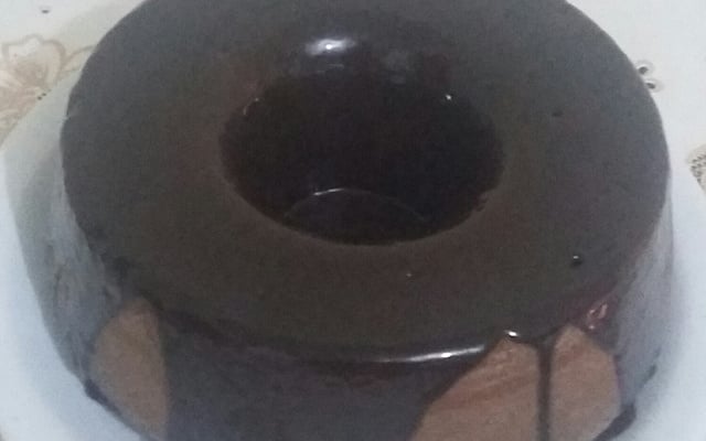 Bolo simples de chocolate