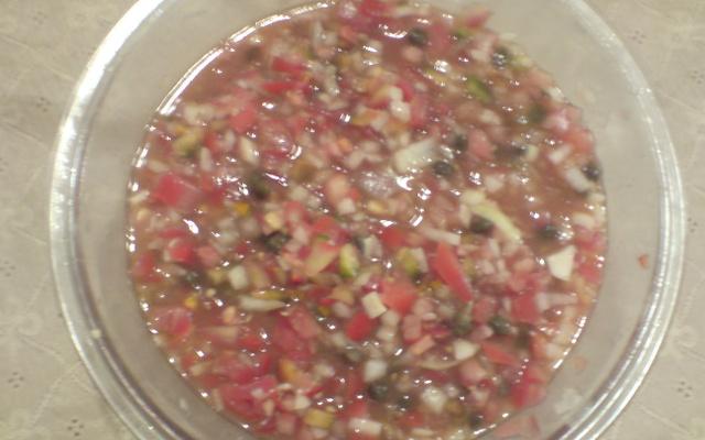 Vinagrete picante com alcaparras