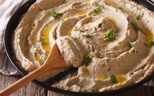 Babaganuche (patê a moda síria)