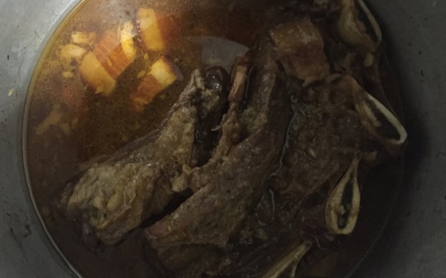 Costela com bacon na pressão do Jone