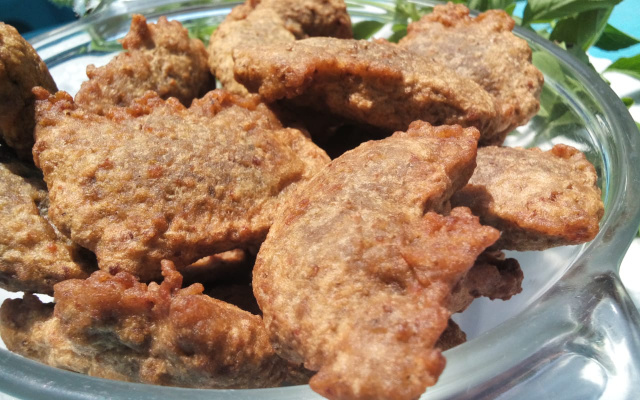 Bolinhos fritos de lentilha