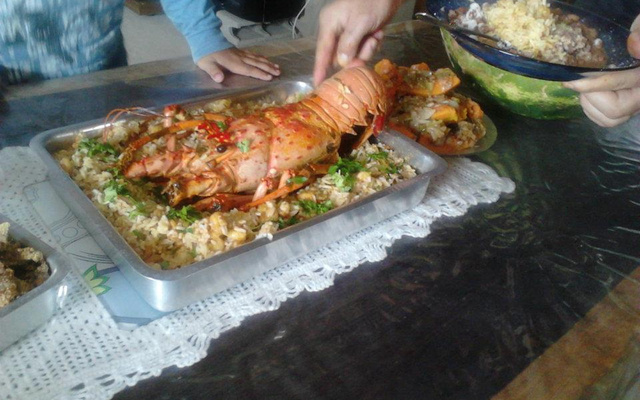 Lagosta com risoto de camarão