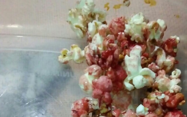 Pipoca doce de groselha