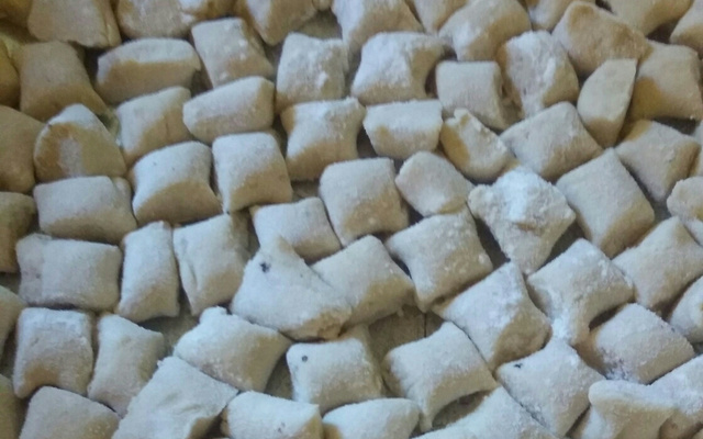 Nhoque de banana da terra sem lactose e glúten