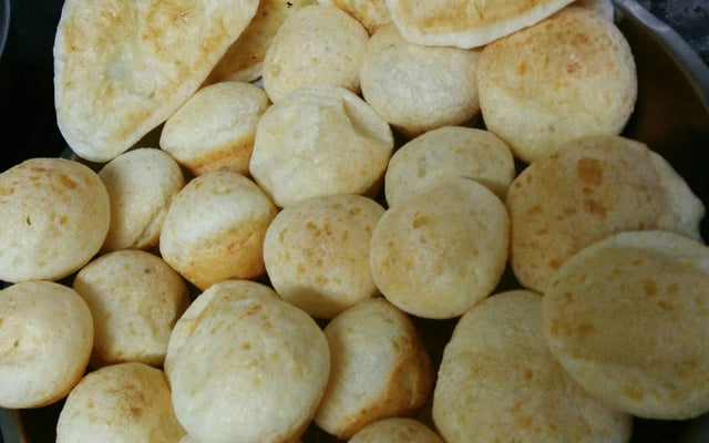 Pão de queijo de sanduicheira