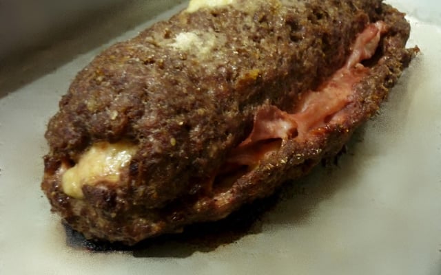 Rocambole de carne moída