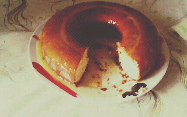 Bolo de laranja com calda