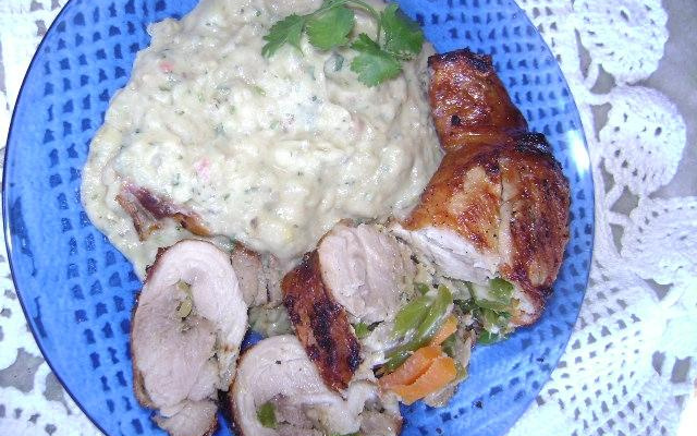 Coxa de frango recheada da Dona Maria