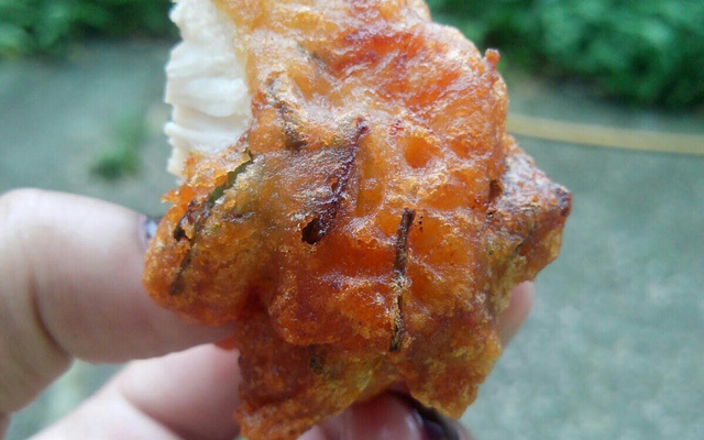 Delícia de frango ao molho âmbar (petisco)