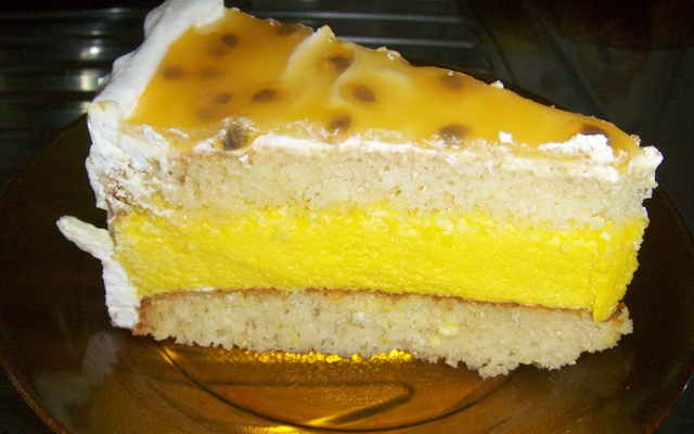 Bolo mousse de maracujá