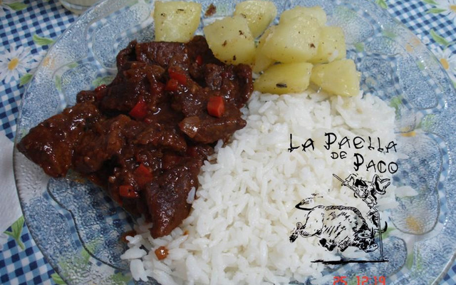 Bife de fígado à moda levantina