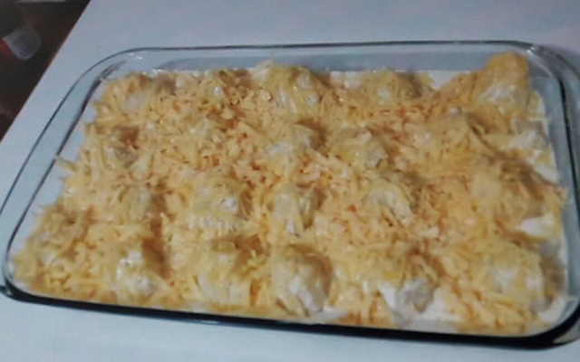 Frango gratinado ao molho de leite de coco