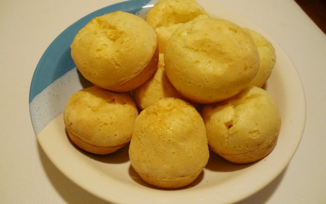 Pão de queijo de padaria