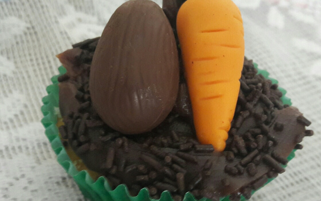 Cupcakes fáceis, baratos e decorados (igual foto)