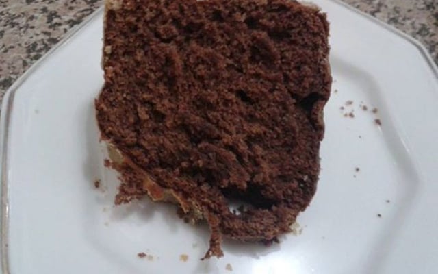 Bolo caseiro de chocolate (rápido e fácil)