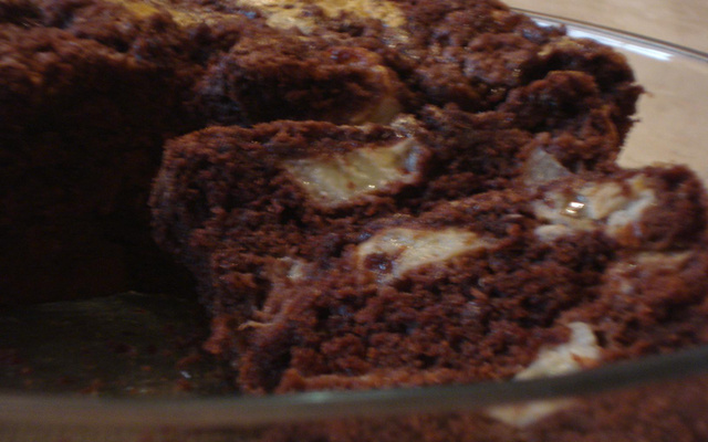 Bolo de chocolate com banana