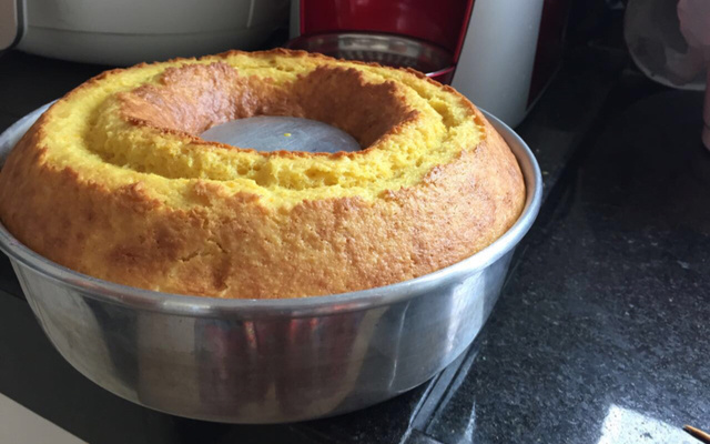 Bolo de laranja (com laranja inteira)