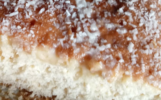 Bolo de refrigerante de laranja