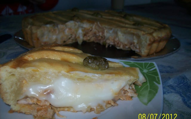 Empadão de frango com catupiry