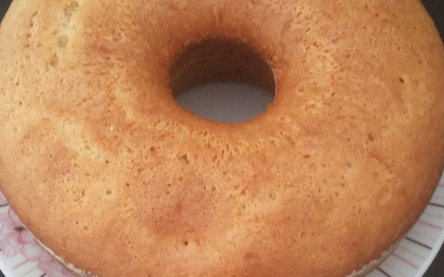 Bolo de trigo simples