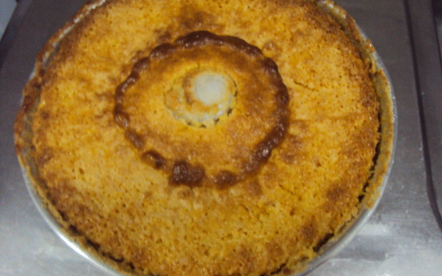 Bolo de milharina com leite condensado