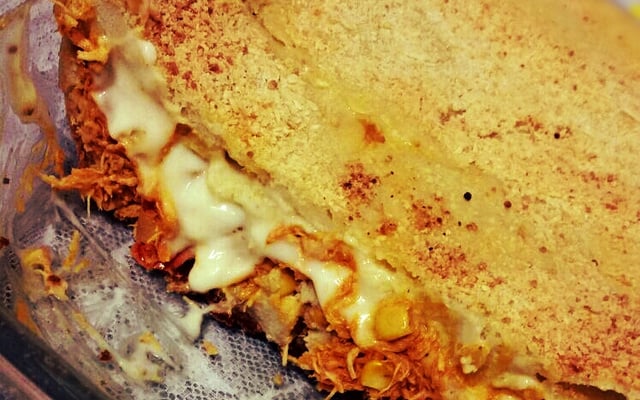 Torta de frango com requeijão de liquidificador