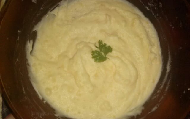 Purê de batata com requeijão