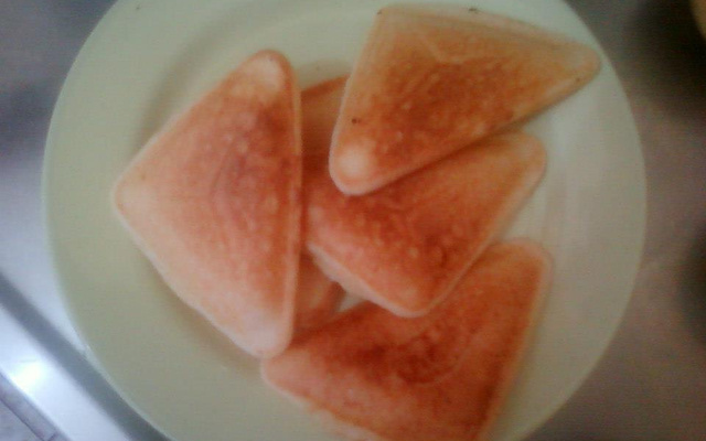 Pão de queijo de sanduicheira