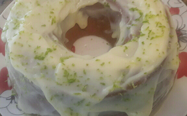 Bolo verde de limão