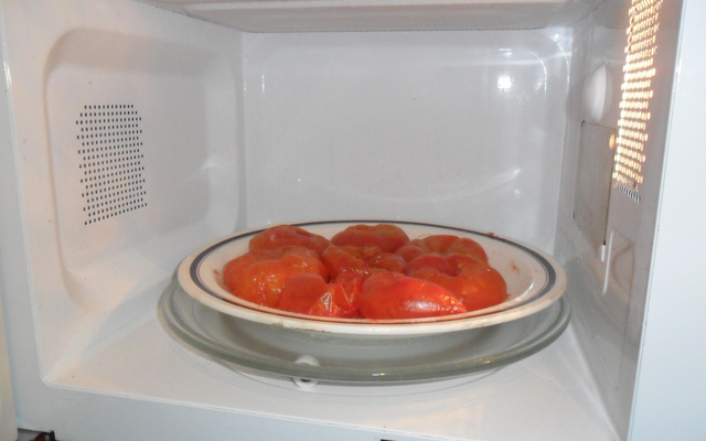 Tomate seco de micro-ondas