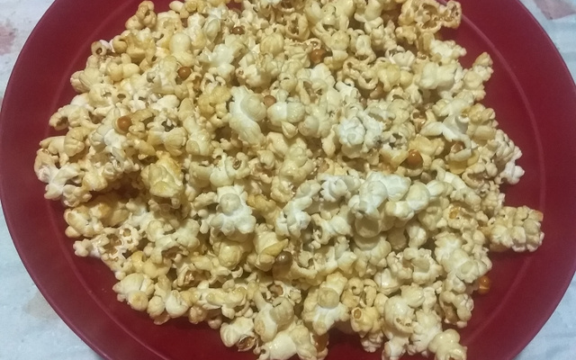 Pipoca caramelizada