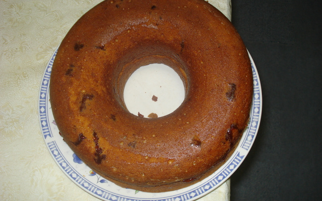 Bolo de fubá com goiabada