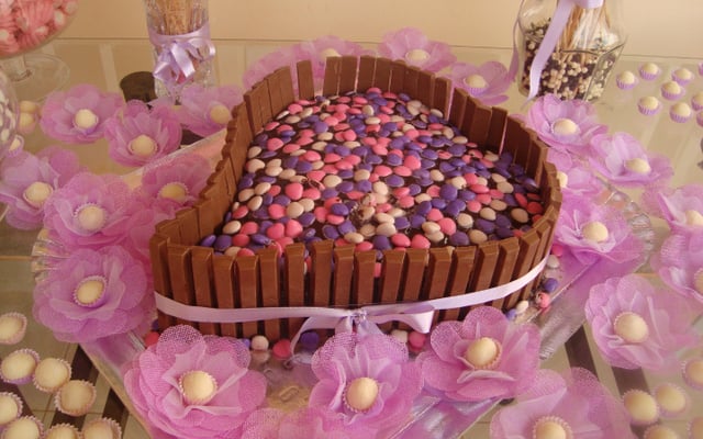 Bolo Kit Kat