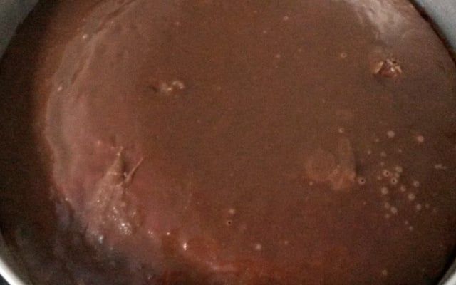 Cobertura para bolo de cenoura com casquinha crocante