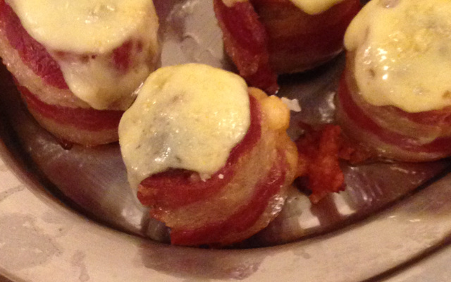 Mini medalhão recheado