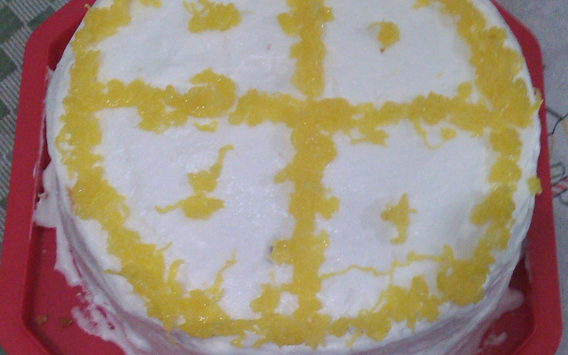 Bolo recheado de abacaxi