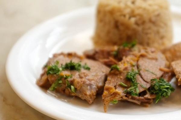 Carneiro fatiado