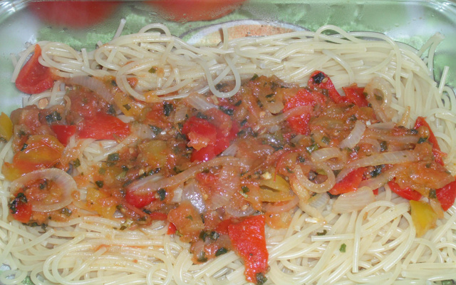 Macarrão com pimentão