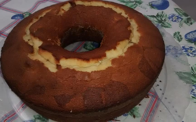 Bolo de queijo parmesão e gorgonzola